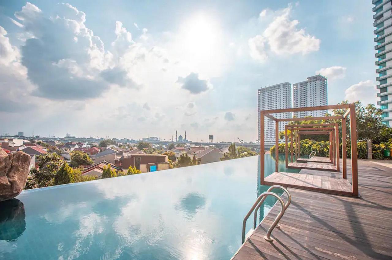 Redliving Apartemen Grand Kamala Lagoon - Kita Pro Tower Barclay North Bekasi Eksteriør billede
