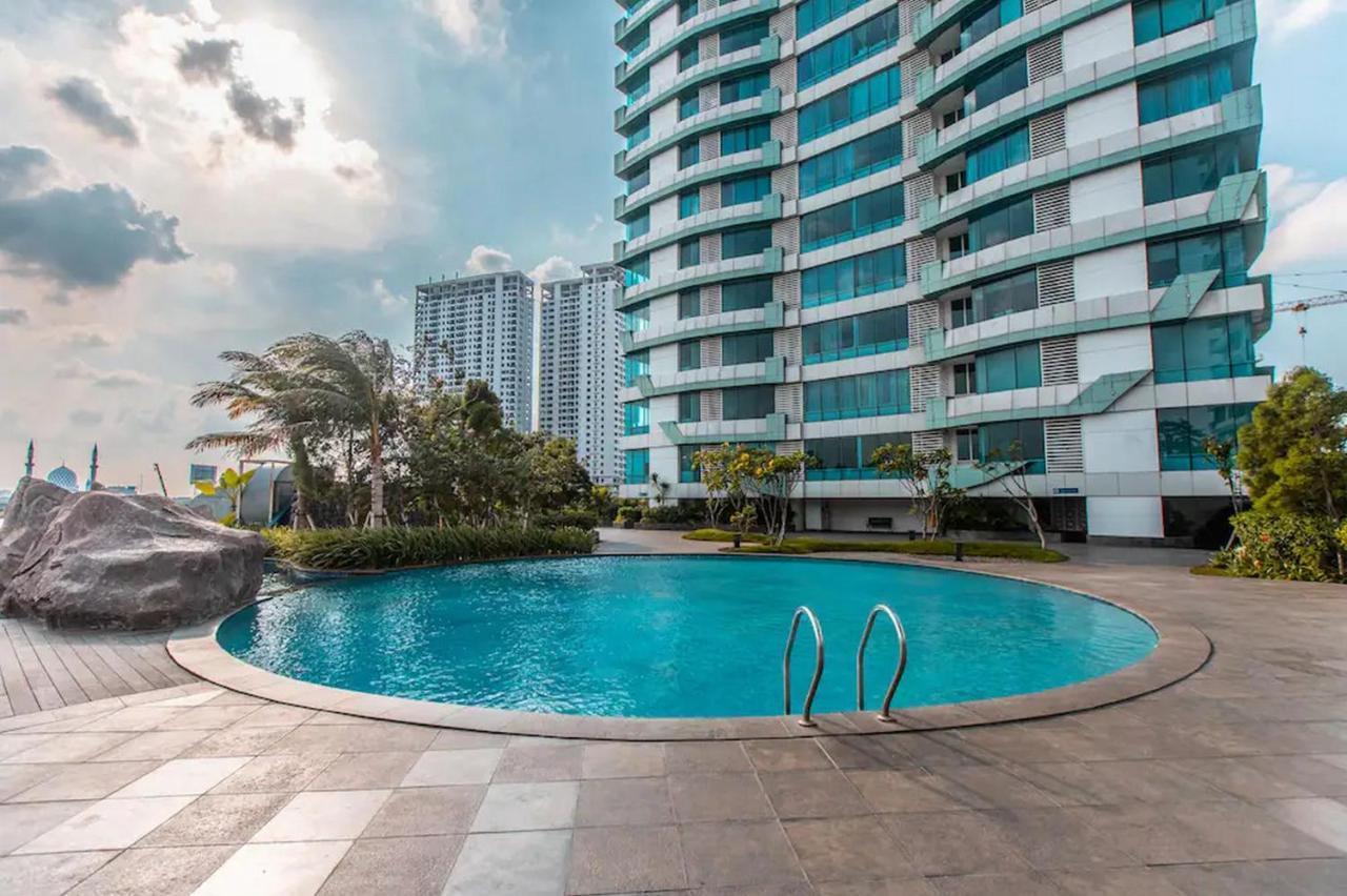 Redliving Apartemen Grand Kamala Lagoon - Kita Pro Tower Barclay North Bekasi Eksteriør billede